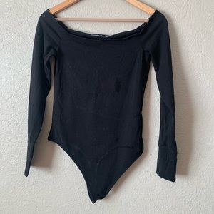 Abercrombie medium off the shoulder thing body suit black M